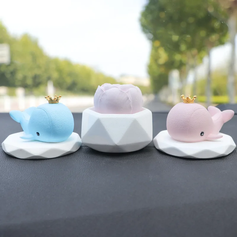 شخصيات الحوت الصغير رائحة حجر الناشر سيارة مركز وحدة التحكم مصغرة زخرفة الملحقات الكرتون الإبداعية ديكور نموذج اللعب