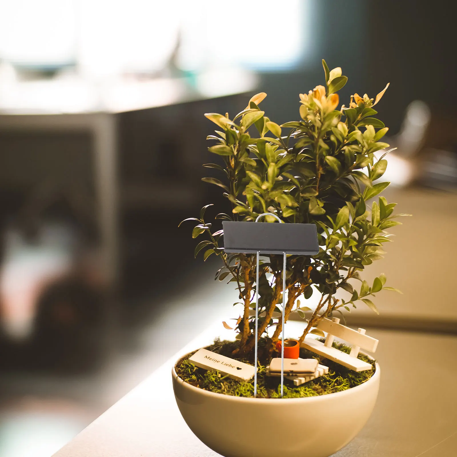 

12Pcs Plant Markers Metal Garden Labels Smooth Writable Double Sided for Nursery Pots Greenhouses Vegetable Flower Garden Tags