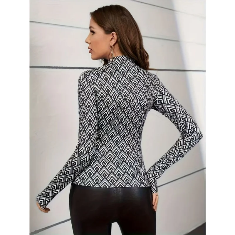 

Women's newTT-shirt Autumn Long Sleeve Fashion Printed Round Neck Base Shirt Elegant Top