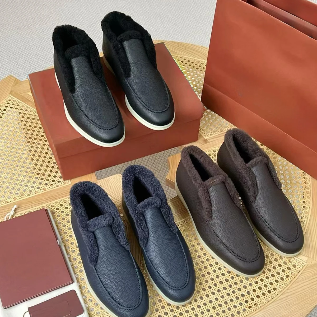 

NIGO Men's Autumn And Winter Padded Warm Casual Leather Shoes Lp Cashmere Temperament Commuting Loafers Shoes #NGSH1643