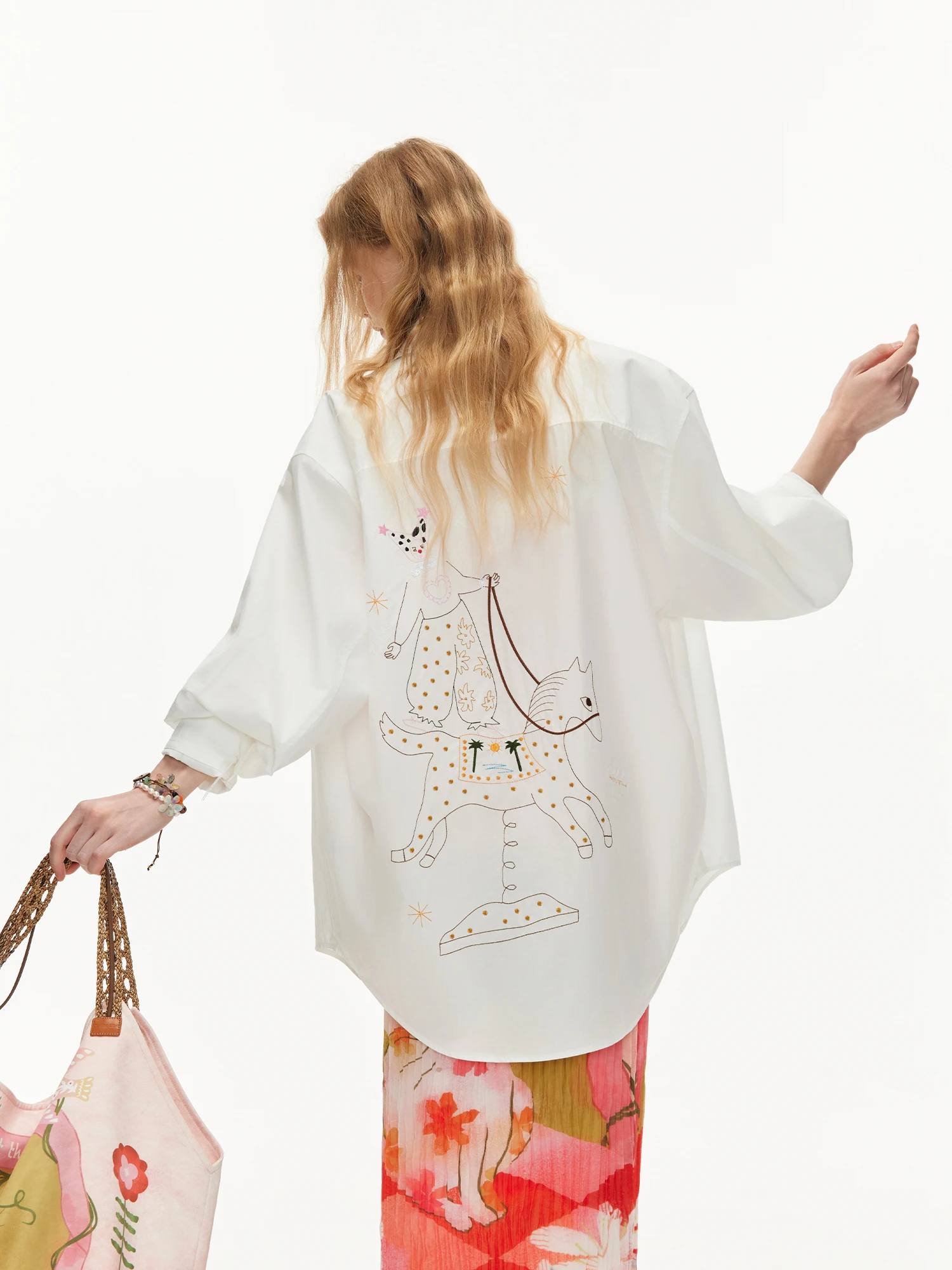 

Женская модная рубашка Outthe Blue Fun Circus свободного кроя с длинным рукавом и вышивкой, весенняя новинка, повседневный стиль, премиум-качество