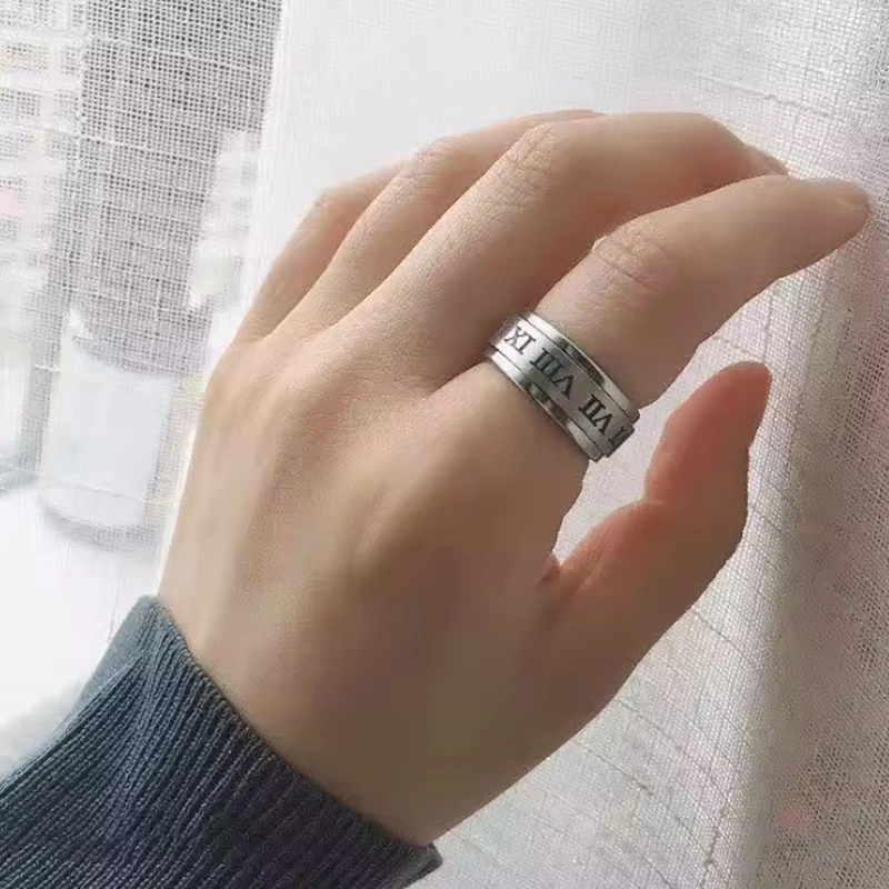 Autumn and Winter New Style 8mm Rotated Stainless Steel Ring For Men And Women Roman Numerals Rings 6-12