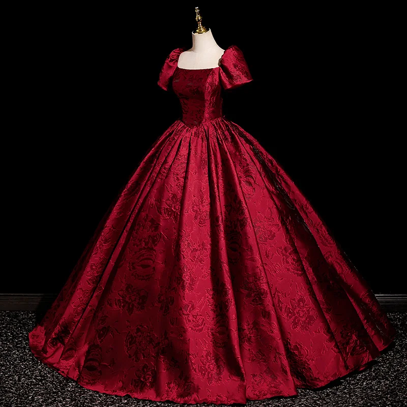 فساتين Quinceanera أنيقة 15 2025 فستان حفلات كلاسيكي جديد فاخر من الدانتيل فستان بعمر 15 عامًا فستان مخصص للفتيات