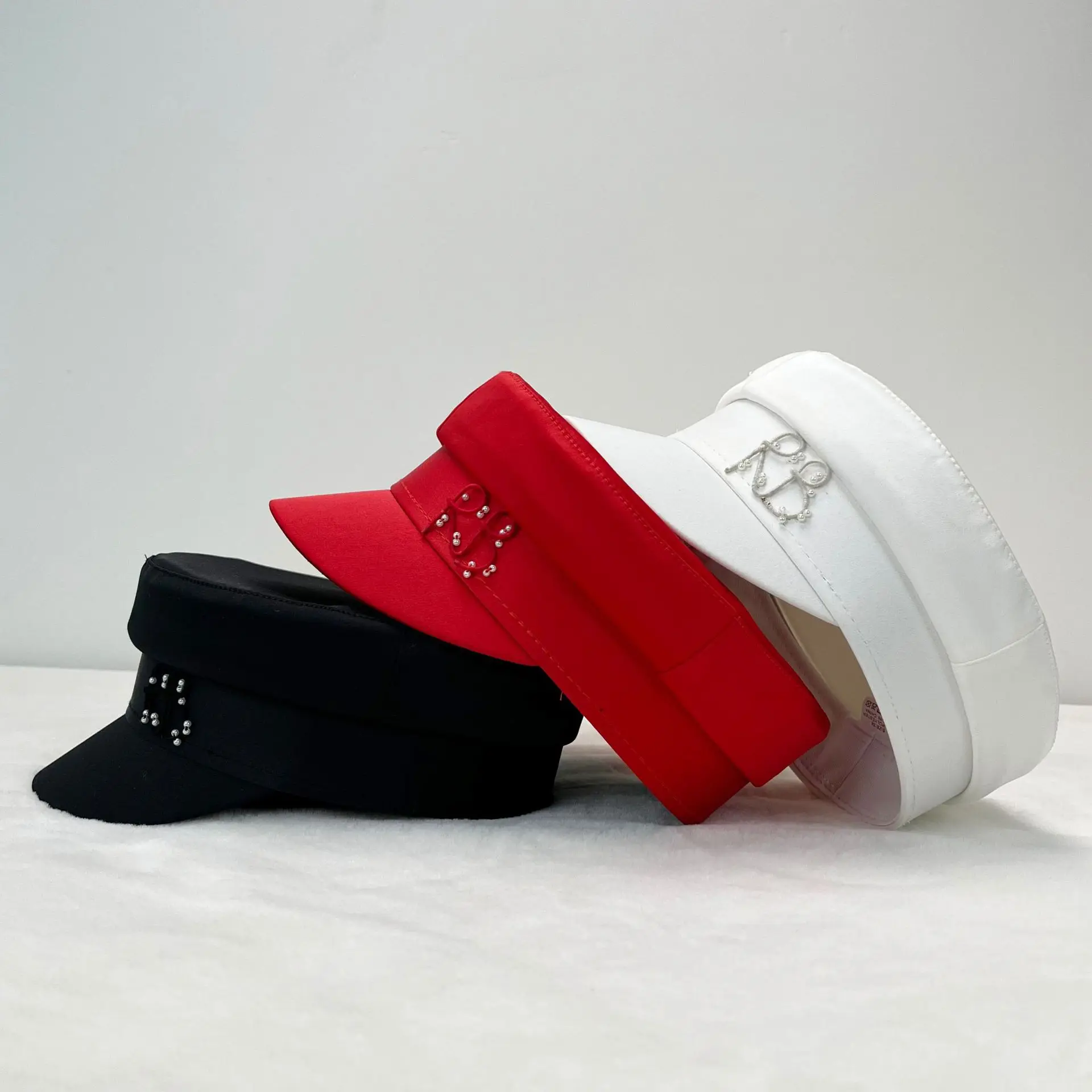 Gorras de Estilo Newsboy con Letras R y B, de Satén con Perlas, Marca Nueva, para Mujer, Gorra Plana Militar Ajustable, Boinas para Mujer, Gorras Mujer