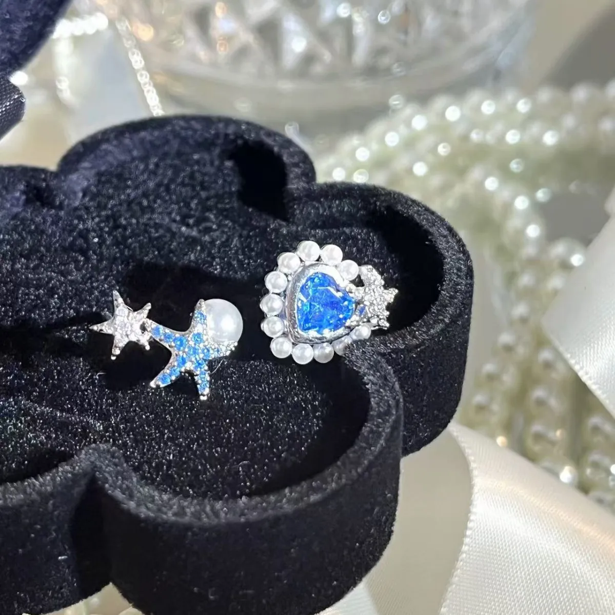 

Dreamy Blue Sea Love Starfish Pearl Earrings Asymmetric Micro Inlayed Rhinestone Pearl Gentle Sweet Earring Jewelry