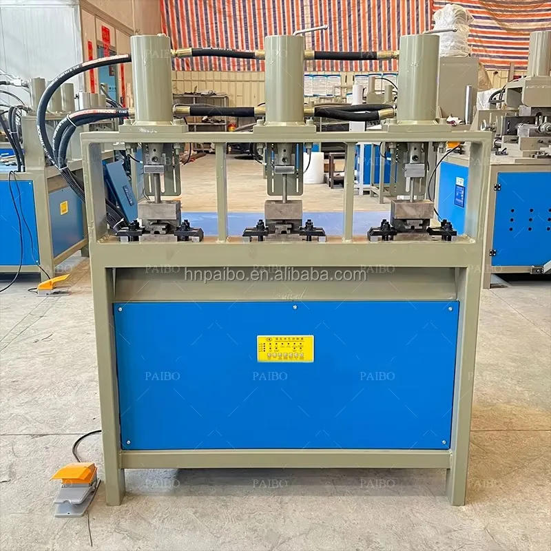 Roestvrij stalen buis ijzeren buis diefstal netto trap leuning vangrail ponsen gat stempelen gat machine