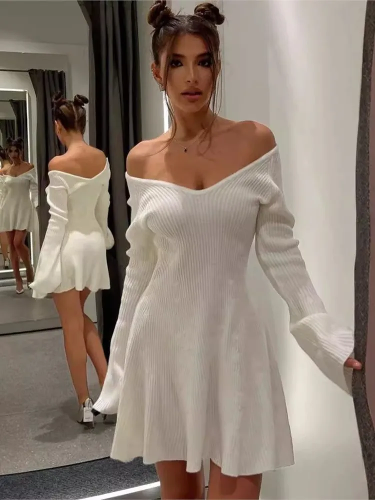 

V-neck Long-sleeved Dress Knitted Skirt Short Skirt A-line Ruffle Edge Temperament Elegant Intellect Solid Color Off Shoulder