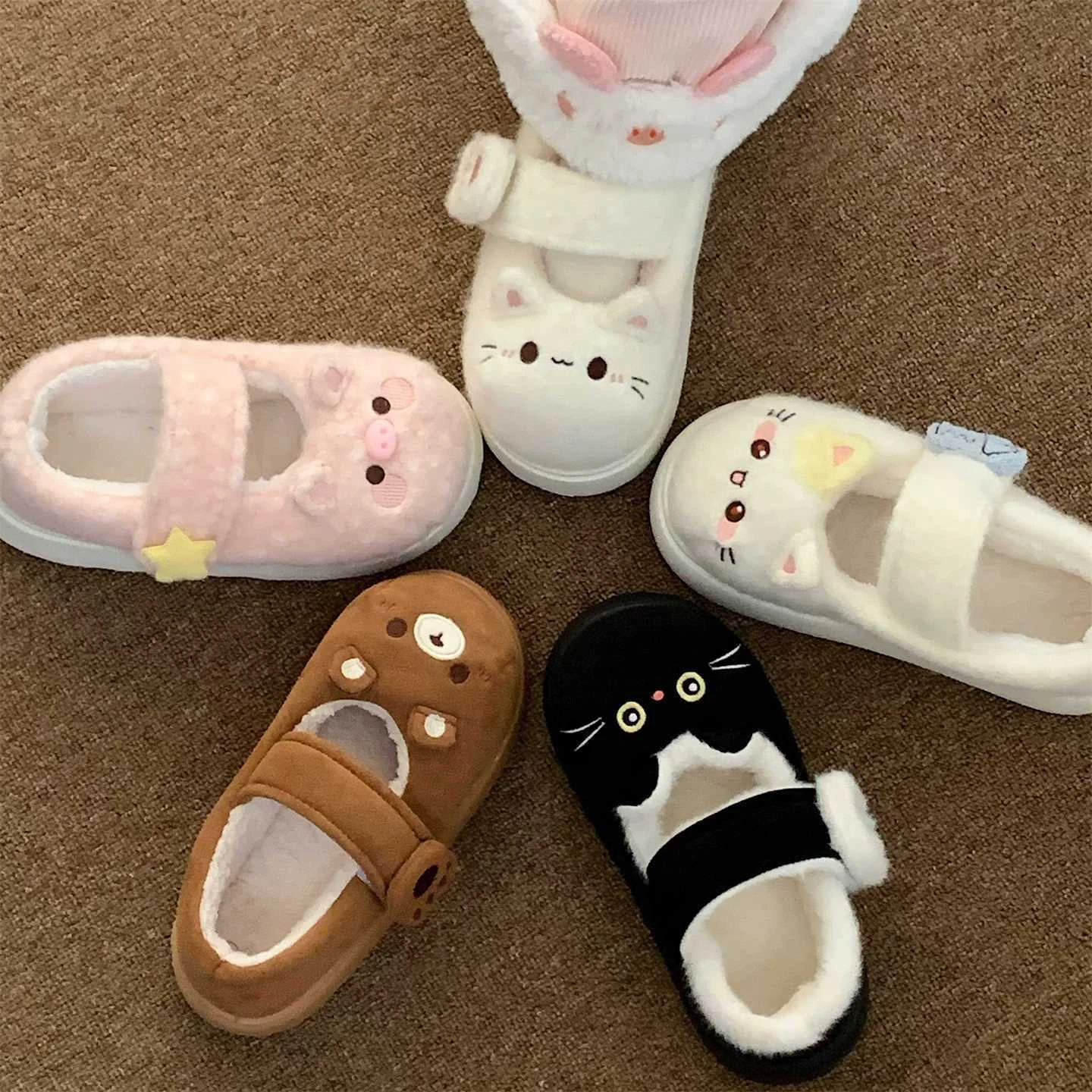 Niedliche schwarze Katzen-Mary-Jane-Lolita-Baumwollschuhe für Damen 2026 Winter Klettverschluss Rutschfeste Plüsch-Loafer Damen Flauschige Fell-Hausschuhe