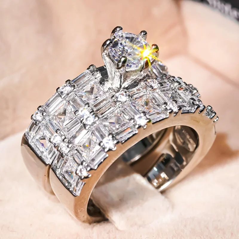 Huitan נוצץ 2 יח 'טבעות סט קסמי מבטיח הלהקה חתונה הלהקה תכשיטים גברת אביזרים אטרקטיביים עדינים אטרקטיביים למעורבות