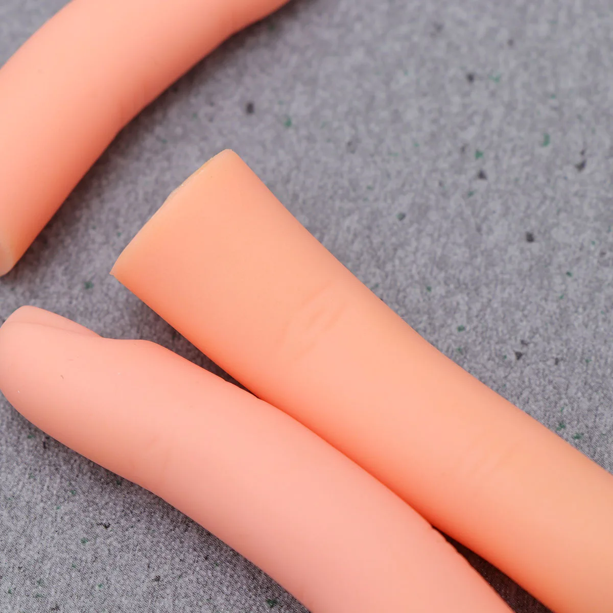 

Nail Art Practice False Finger Premium Material Manicure Training Hand for Nail Art Beginners Practice Fingers for Nails