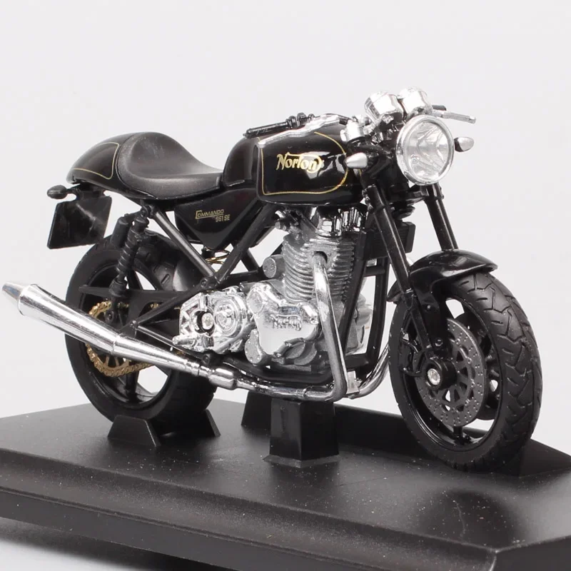 1:18 modelli di moto Norton Commando 961 modello in lega modello di moto moto giocattolo da corsa in miniatura per collezione regalo