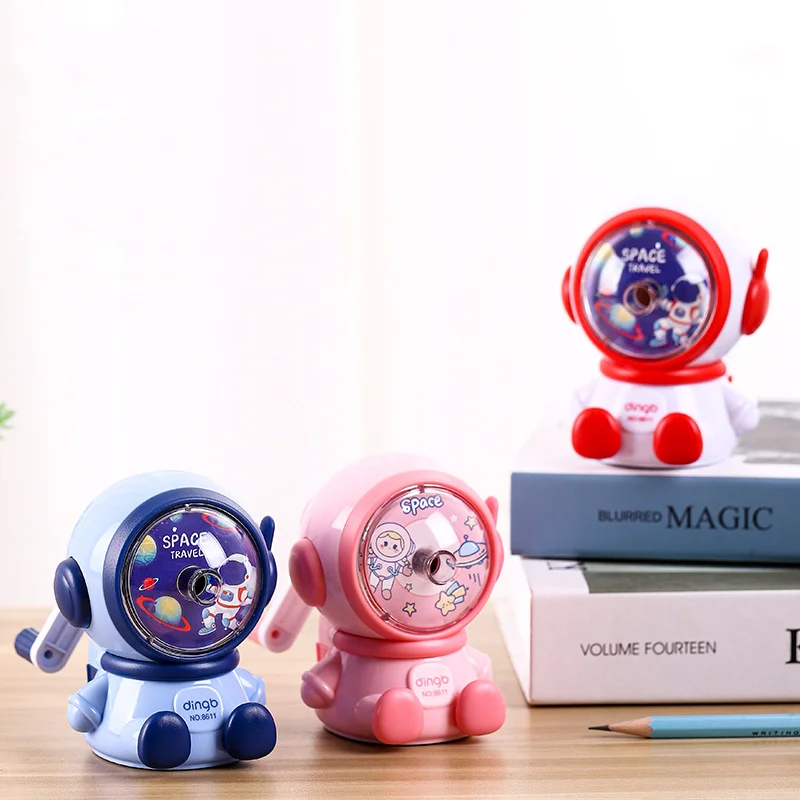 مبراة أقلام رصاص كرتونية لرائد الفضاء، مبراة يدوية يدوية، مستلزمات مدرسية كاواي، قرطاسية لطيفة، هدية لطلاب المدارس