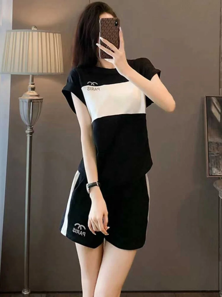 

Summer 2026 Women's Casual Sportswear Set Short Sleeve Running Shorts Two-Piece Suit Fashionable Small Size Comfortable Fit