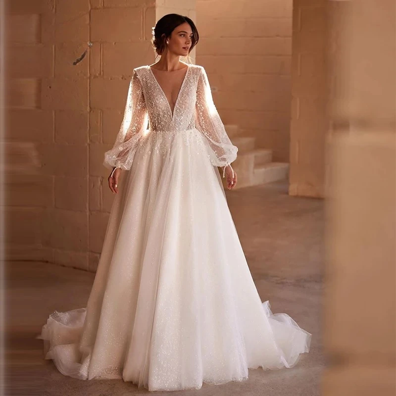 Vestido de Novia de Lujo con Encaje Bordado y Pedrería, Corte A, Escote Redondo, Manga Larga, con Botones, Personalizado