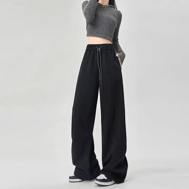 Curved Knife Sweatpants for Women 2026 Autumn New Fashionable Design Sense Three-dimensional Cutting Loose Slimming Casual Pants