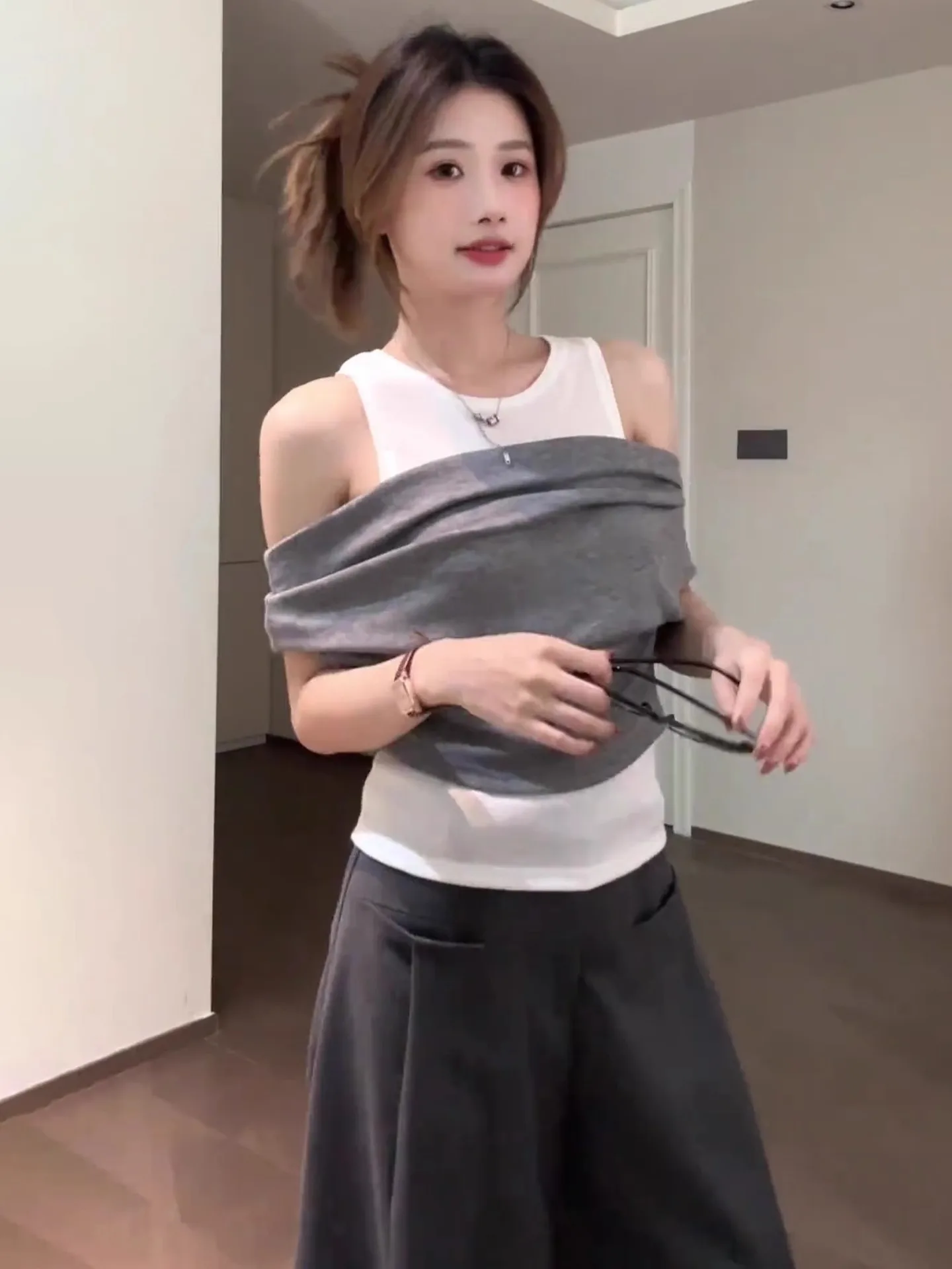 Faionable Summer ort Sve Camiseta Prendas de abrigo para mujer Falso de dos piezas con hombros descubiertos Chaleco picante para niña Top Commute Sle Sli...