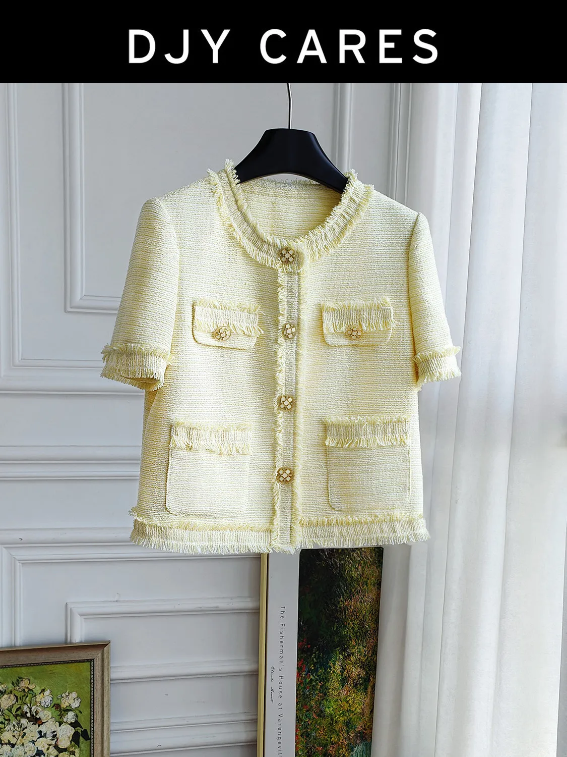 

Новый желтый стильный и милый топ с короткими рукавами большого размера.