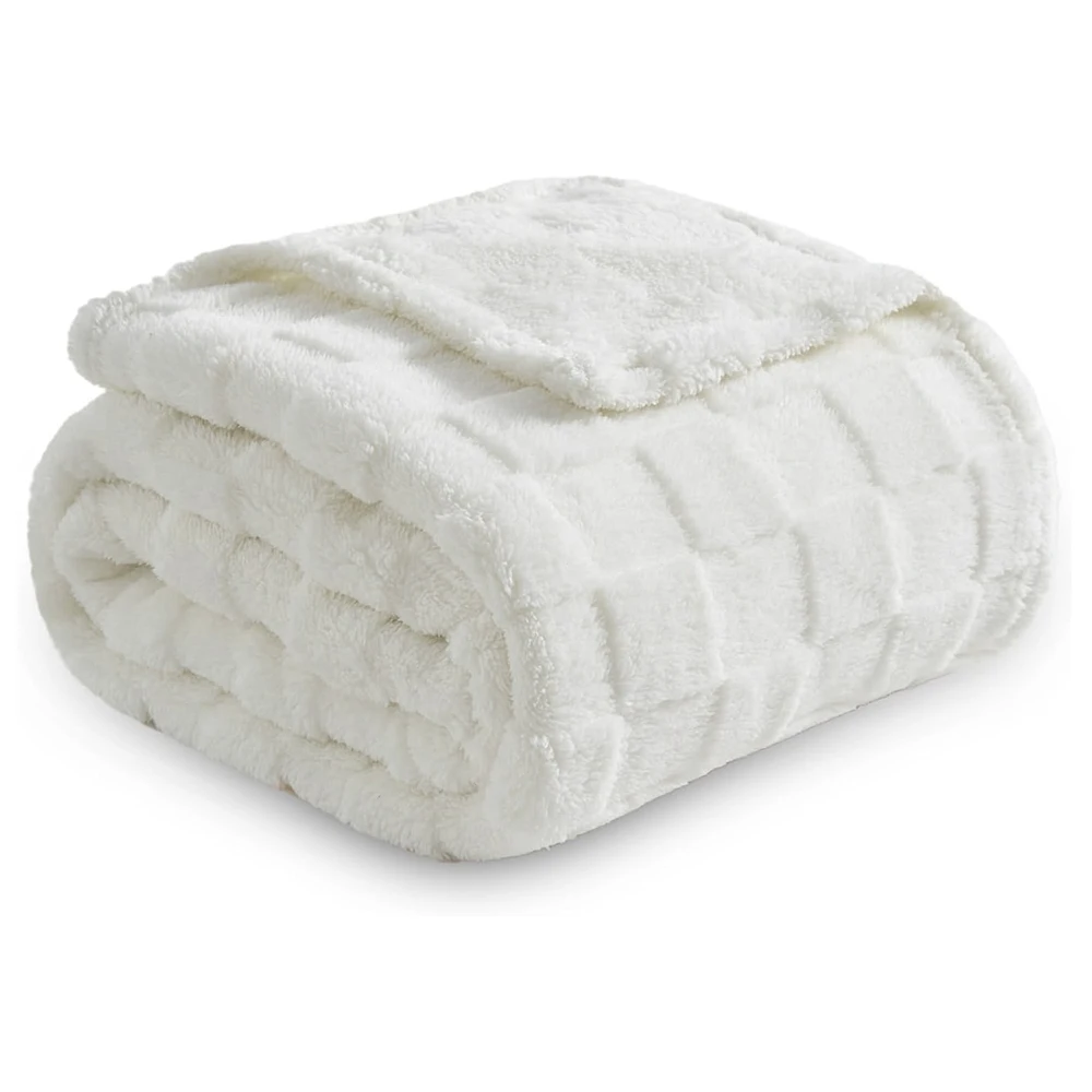 Checkered Throw Bla…