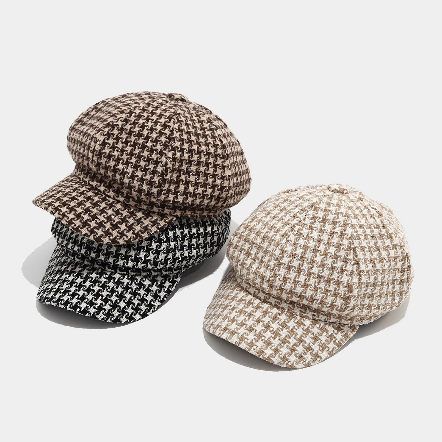 Women's Winter Houndstooth Tweed Octagonal Newsboy Hat, Beret-Style Rounded Hat Shape, Pleated Top, Short Brim, Vintage British Style, Versatile, Suitable for Street Photography and Dates, to Pair with Sweaters and Coats