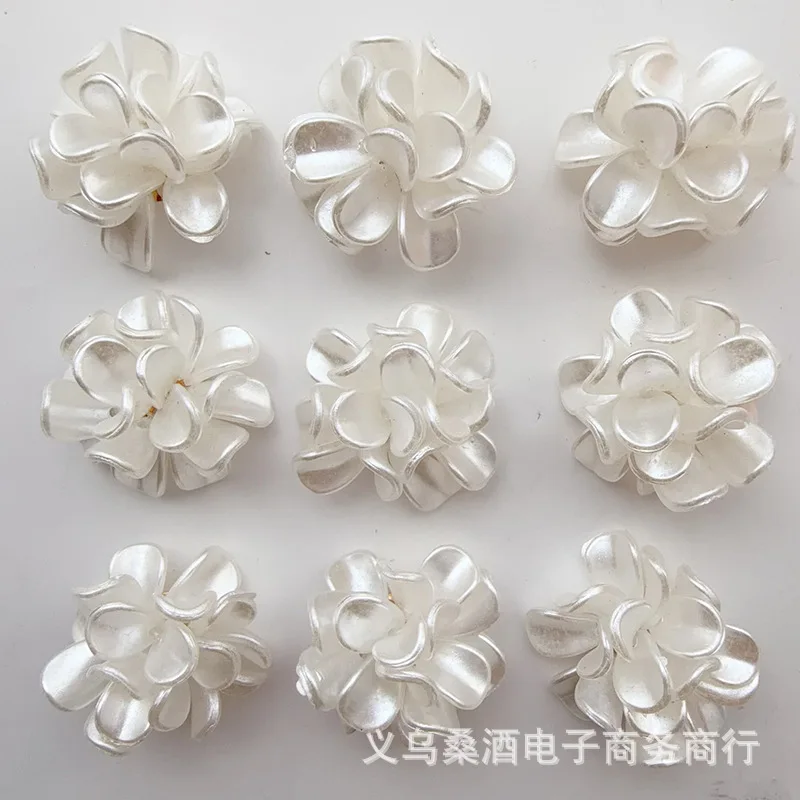 

Cream Flower Cluster DIY Keychain Rope for Clogs Shoe Charms Embellishment Handmade Beaded Buckle Premium Quality
