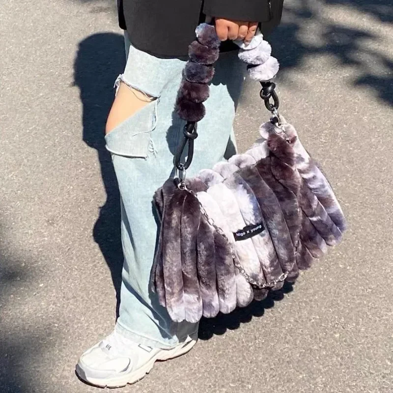 MBTI Tie-Dye Damen-Einkaufstasche, sportliche Plüschkette, Herbst- und Winter-Shopper-Umhängetasche, flauschige Damenhandtasche mit großer Kapazität