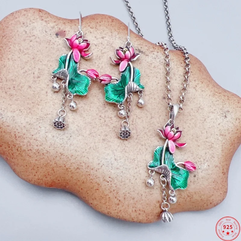 

Женские серьги-подвески из серебра S925 пробы с подвесками в виде лотоса