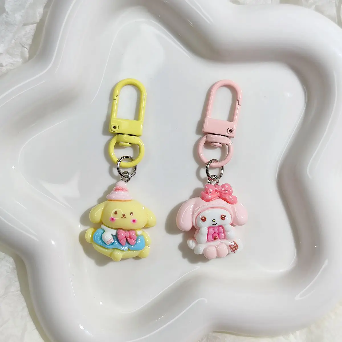 Kawaii Sanrio Anime Figure Glossy Resin Keychain Cute Kuromi My Melody Hello Kitty Backpack Pendant Car Keyring Accessories Gift