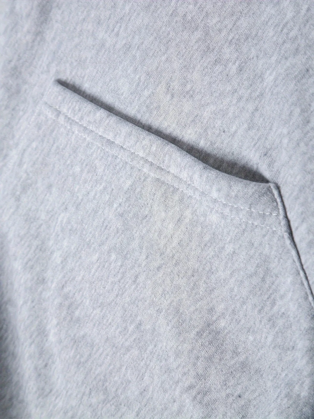 Vintage letter print, men's two-piece set, casual round neck long sleeved hooded sweatshirt and sweatpants set, suitable for win