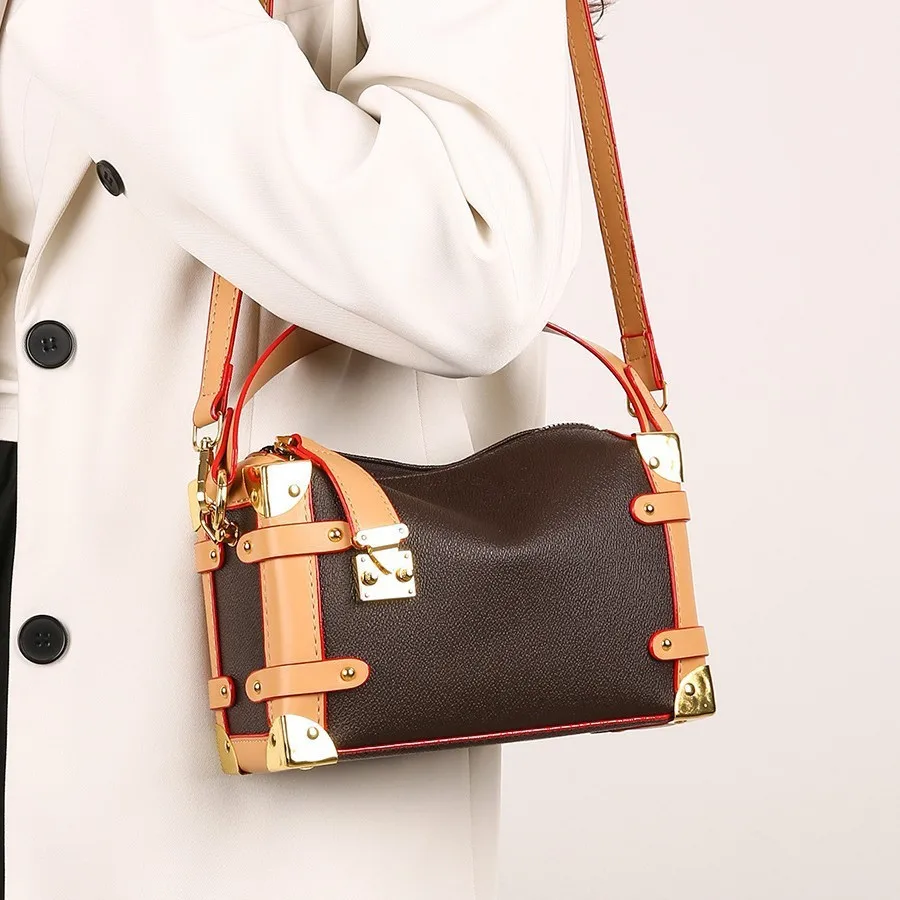 

2025 Parisian-Inspired Tote Bag Sculptural Convertible Top Handle Crossbody Purse for Women Architectural Day to Night Carryall