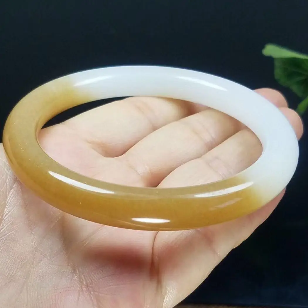 

Yellow and White Jingle Bracelet