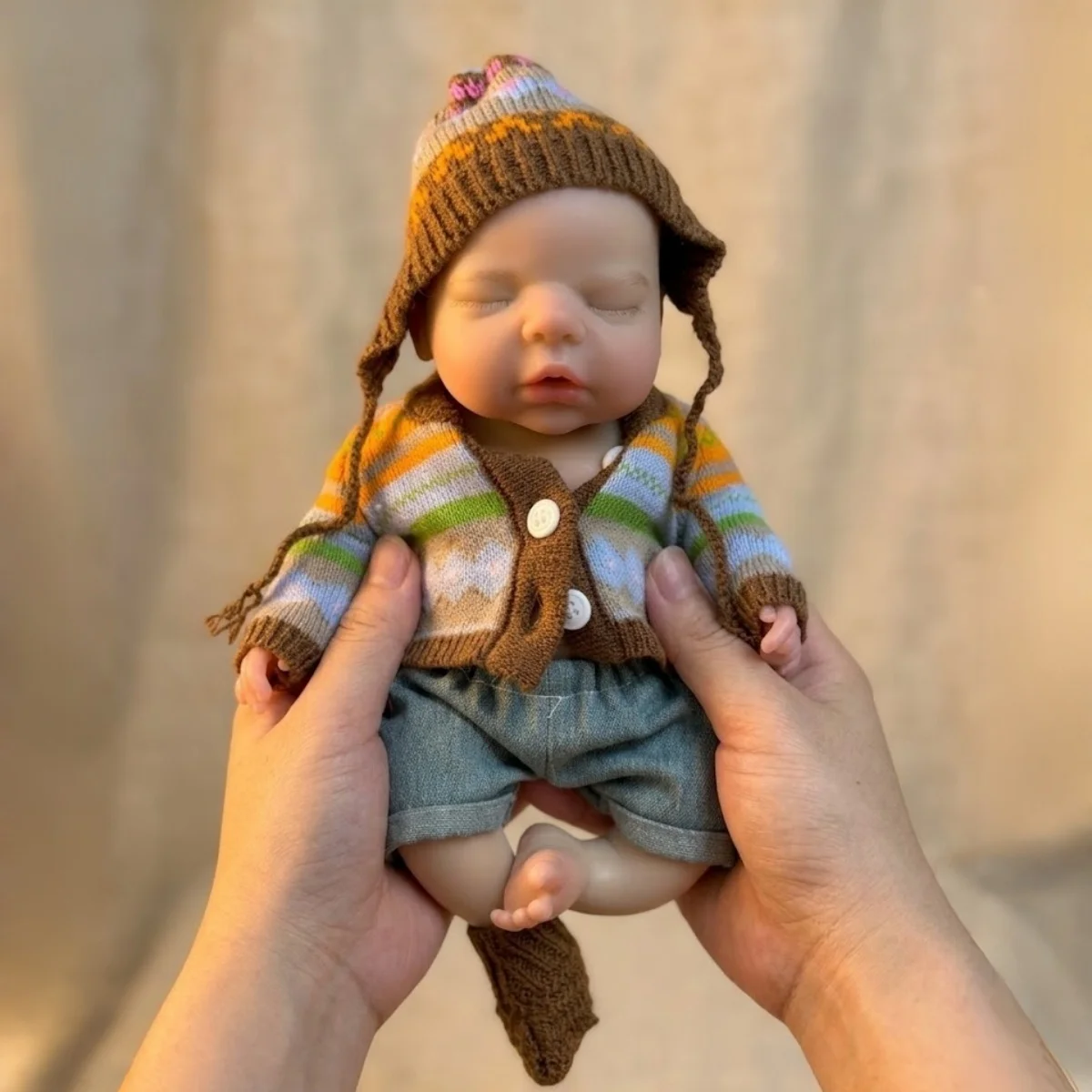 

Кукла OtardDolls — 25 см, с закрытыми глазами, полностью силиконовая, реборн-девочка с открытым ртом и окрашенной кожей, моющееся тело, кукла-новорожденная девочка.