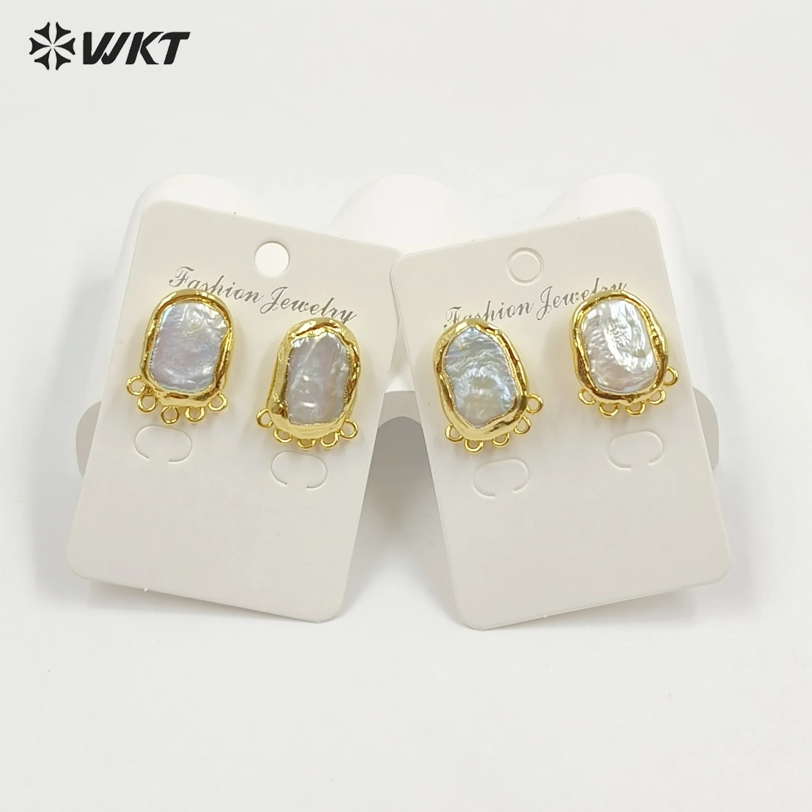 

WT-MPE188 Exclusive Elegant 18K Gold Plated Natural Freshwater Pearl Earrings With Hoops For Women DIY Fashion Jewelry