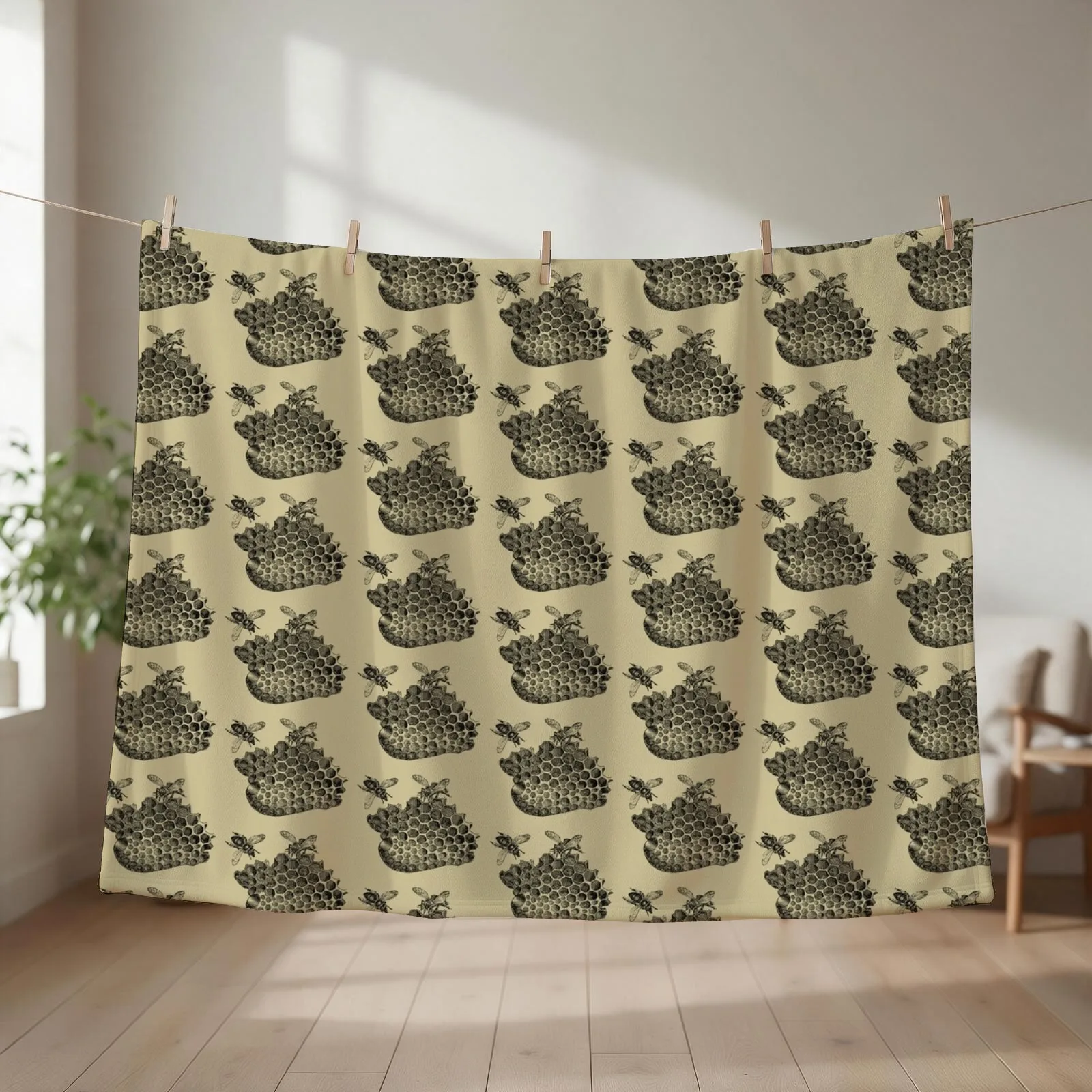Vintage Bee & Honeycomb Throw Blanket Flannel Fabric Cute Hairys Polar Blankets
