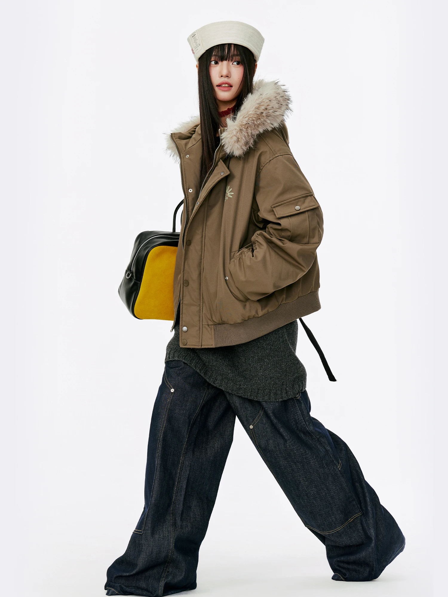 

Утепленная хлопковая парка-куртка женская зимняя с меховым воротником, в корейском стиле, свободного кроя, с принтованным полиэстеровым подкладом