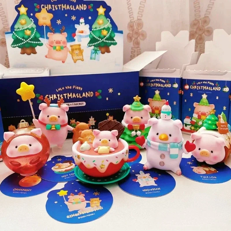 

Lulu Piggy Christmas Land Town Figurine Canned Pig Figure Toy Xmas Decorative Ornament Birthday Gift Box Desktop Model