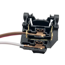 1pcs H7 Low Beam Lamp Headlight Bulb Holder Adapter Harness for Ford Focus MK2/3