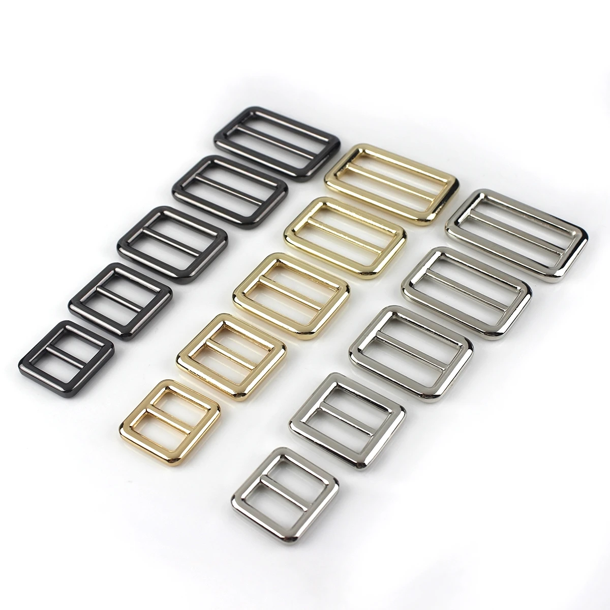 

Metal Cast Tri-Glide Buckle 3 Bar Adjuster Slider Middle Center Bar Buckle for Leather Craft Bag Backpack Shoulder Strap Belt We