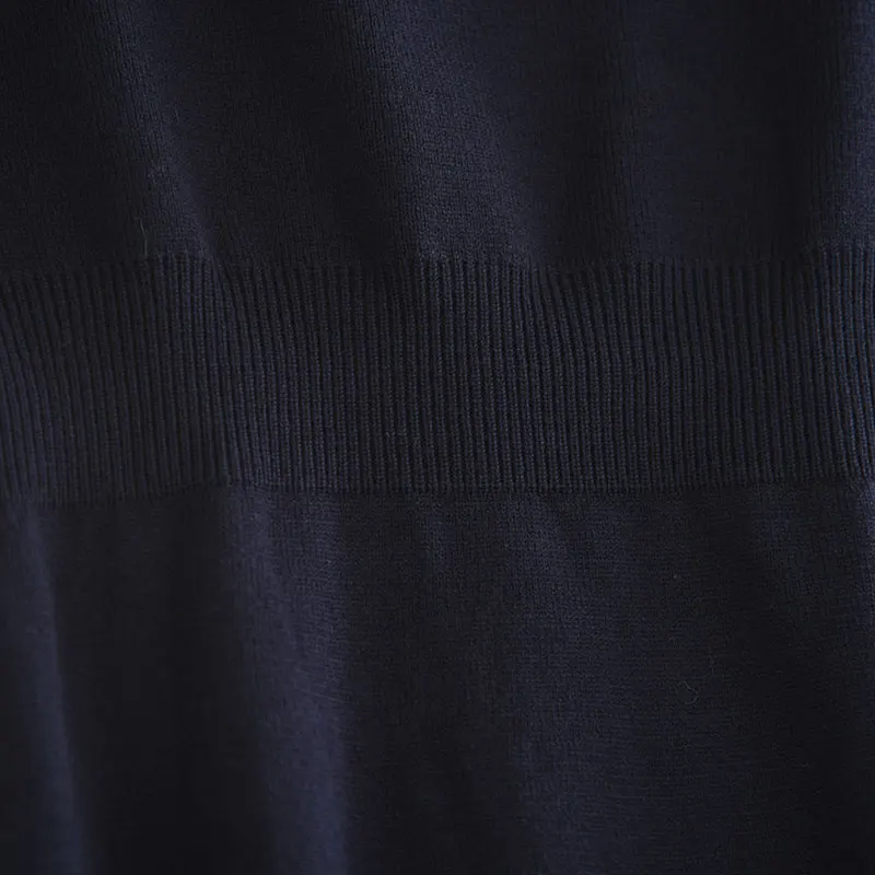 ゆったりとしたニットのVネックセーターベストとドクター風ツーピースセット、エレガントな秋のファション、レディースセットインセーター、アウターウェア