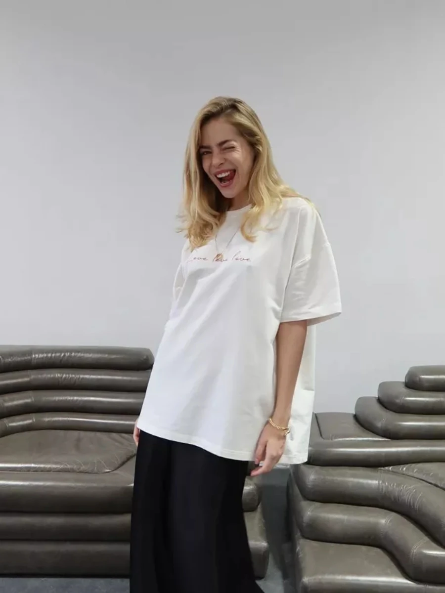 Atasan Wanita Kasual Nyaman Bahan Katun dengan Cetakan Huruf, Model Longgar, Cocok untuk Musim Panas, Gaya Santai untuk Kerja