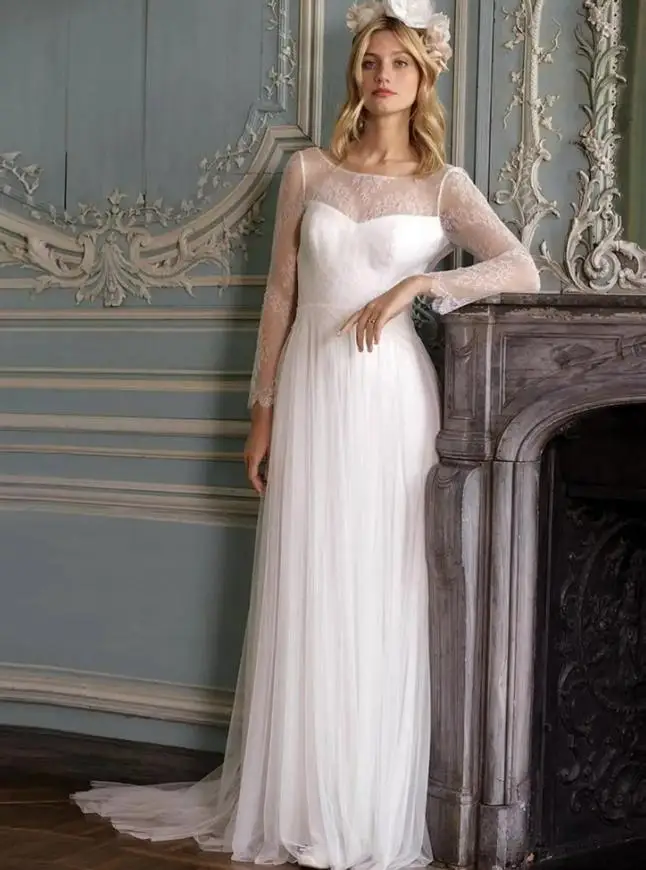 Bohemian Fashion Lace Women's Wedding Dress Round Neck Long Sleeve Bridal Dress Simple Dress Customization
