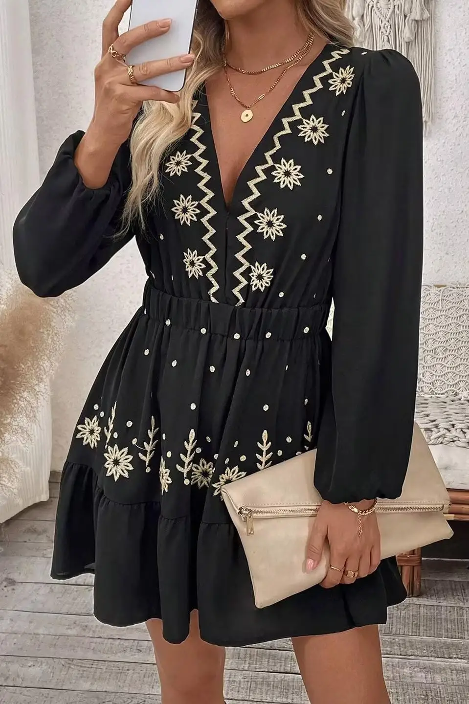 Fashion Long Sleeve Embroidery Dresses for Women Slim V-Neck Women Dress Black A-LINE Dress Women Vestidos De Verano Mujer Q442