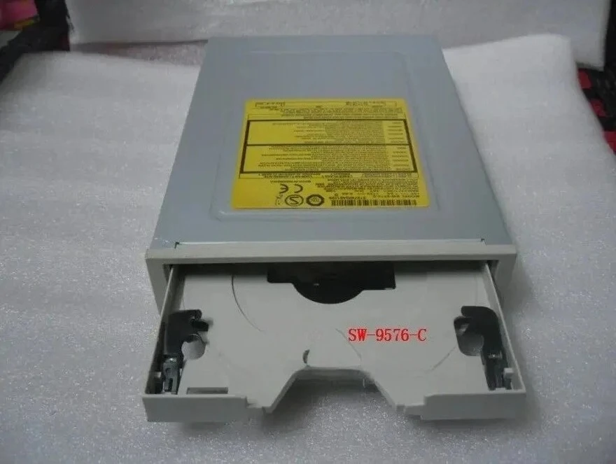 

SW-9574-C Clip-on DVD-RAM DVD Burner