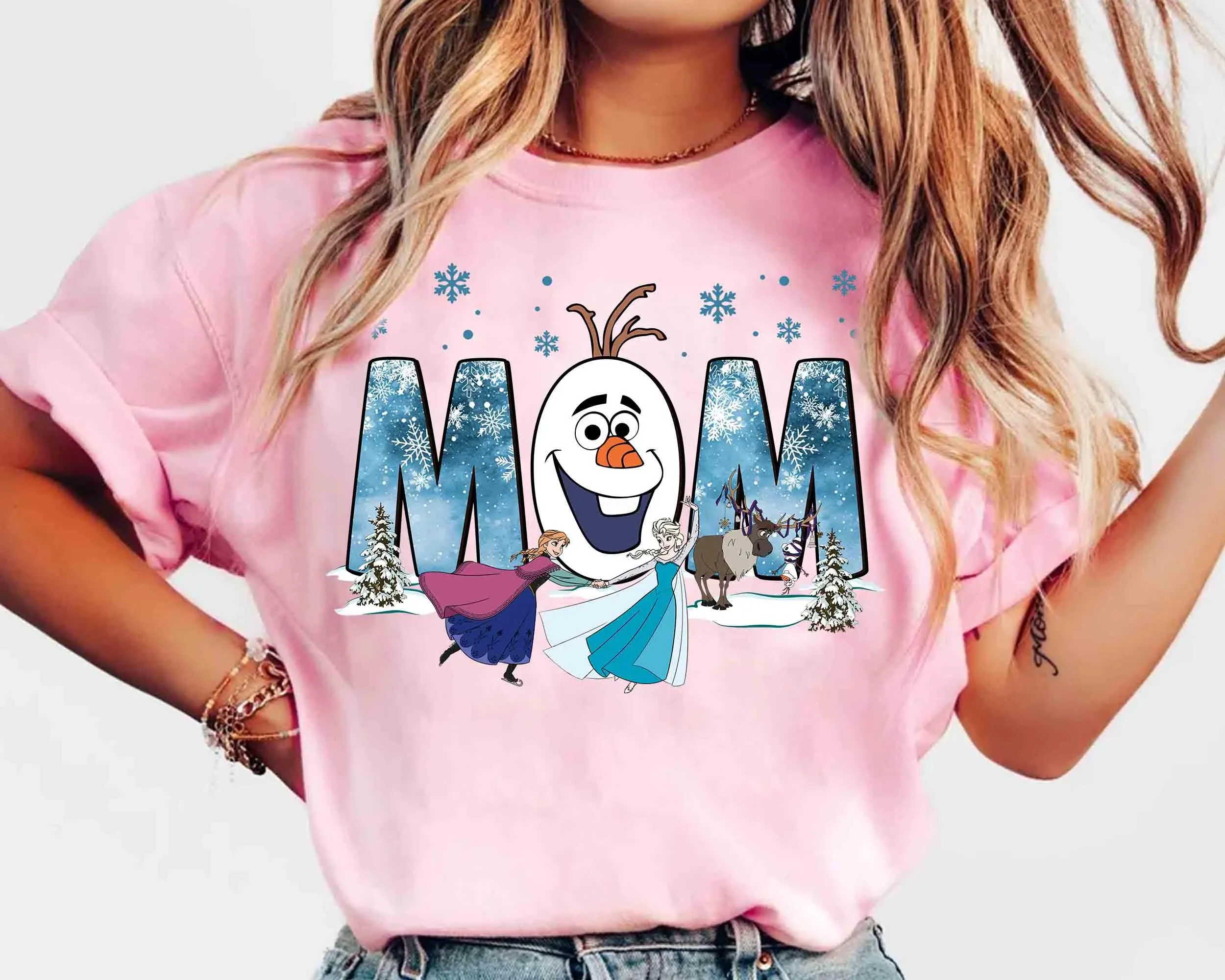 قمصان فروزن مخصصة للأم والأب، تتميز بأولاف وآنا وإلسا. قمصان سفلية من القطن الخالص لجميع المواسم للجنسين