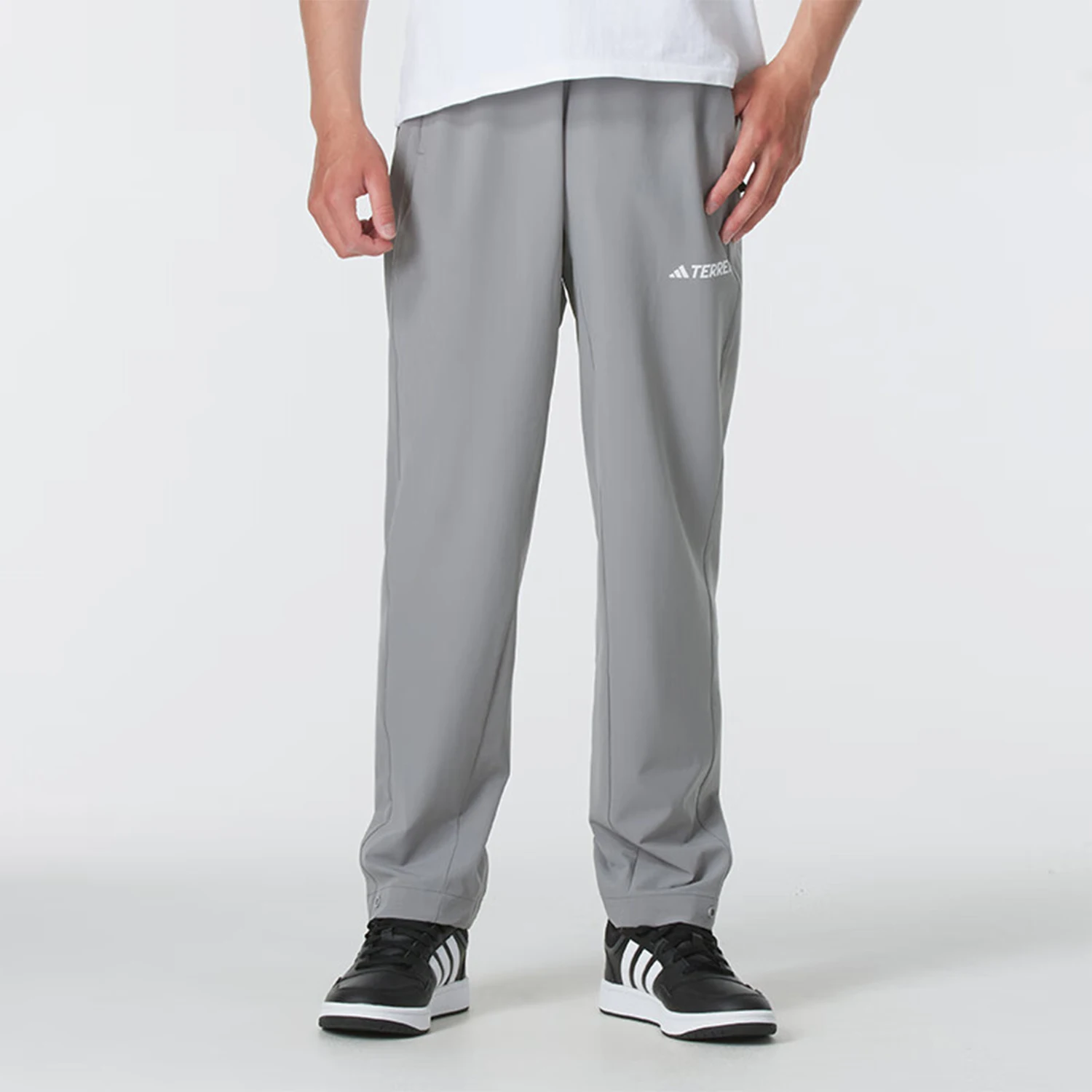 

Adidas genuine 2024 New Men's Loose Sports Pants IW6589