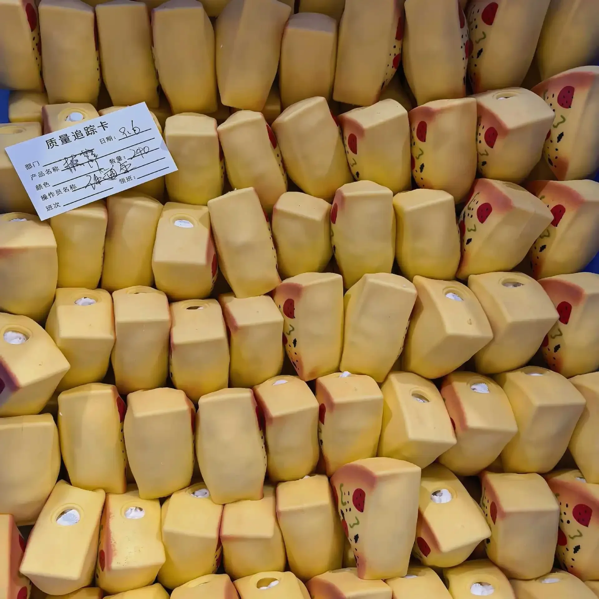 Niedlicher knuspriger Käse-Welpen-Pizza-Baustein, handgemachter Knisterball zur Stresslinderung, weicher Entspannungsspielzeug, Geschenk für Erwachsene – Detail 5