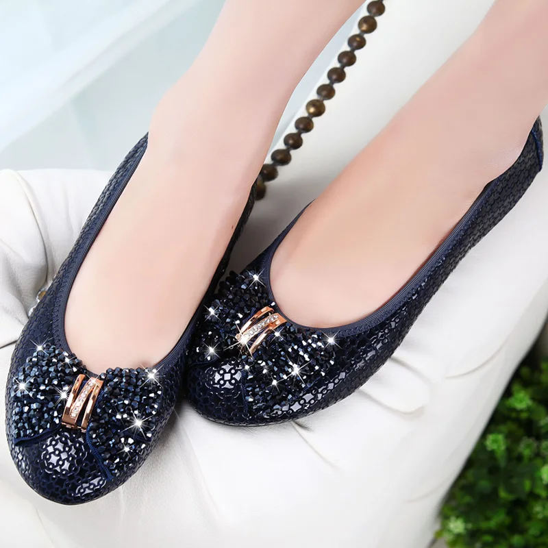 Large Women's Shoes 41-43 Mother's Shoes Soft Soled Real Leather Shoes Bow Single Shoes Scoop Shoes Rhinestone Boat Shoes Flat