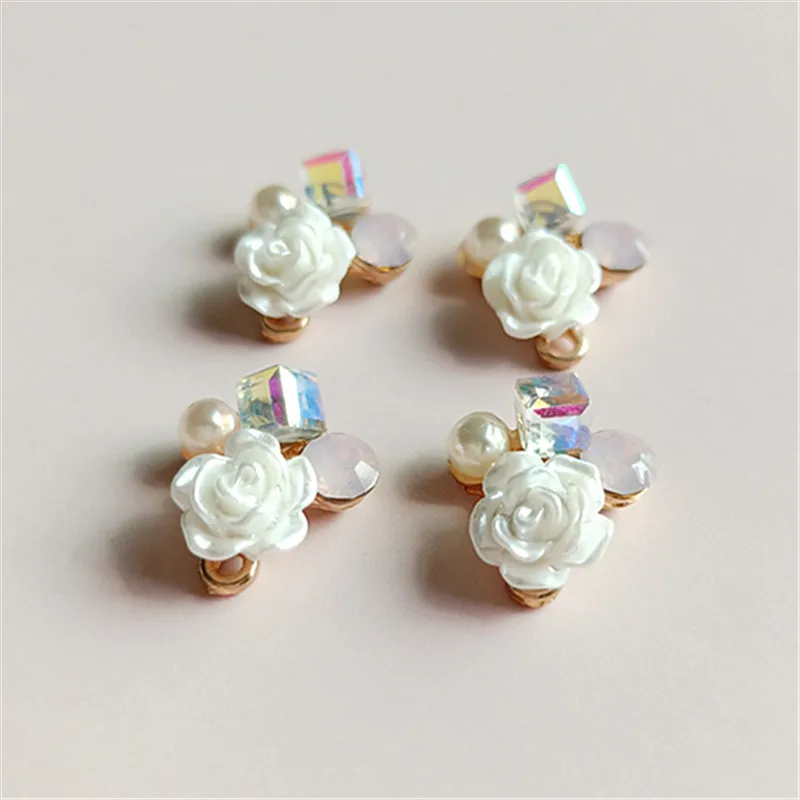 New Creative 10Pcs 13*15mm White Flower Metal Decorative Snap Button For Clothes DIY Craft Jewelry Accessories For Free Delivery