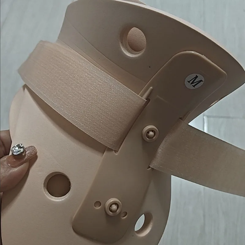 

1Pcs Adjustable Neck Brace-Medical Cervical Traction Collar Cervical