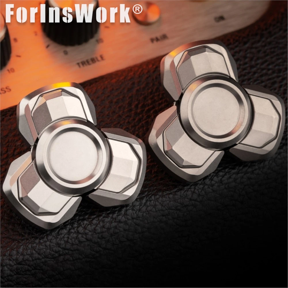 CHENYU Mini clou ouvert classique Tri-Spinner toupie soulagement du Stress bout des doigts Gyro Portable doigt roulement en métal Spinner jouets