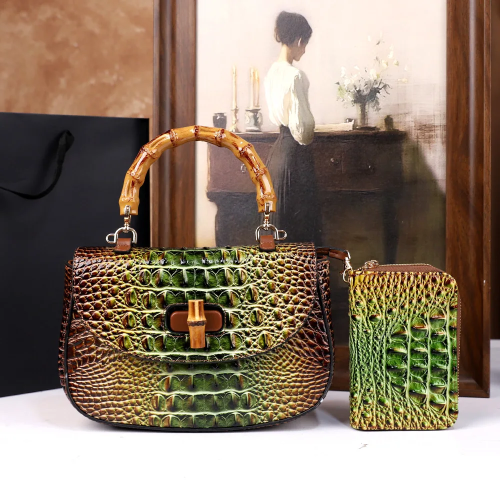 Luxury Compact Tote Designer Diaper Bag For Women Fashionable Large Capacity Elegant Leather Crossbody Shoulder Bag Easy Carry